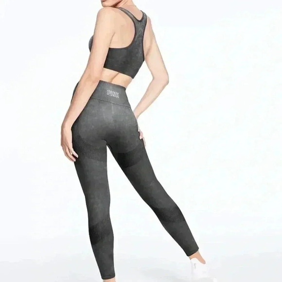 PINK Victoria’s Secret Seamless Leggings Size S - Picture 2 of 12